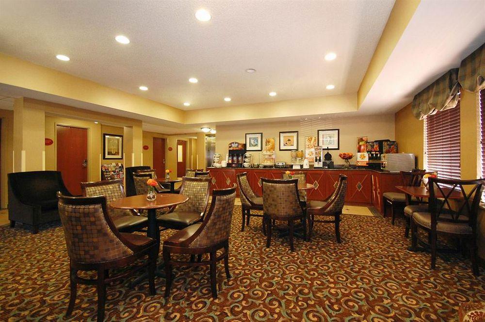 Sleep Inn & Suites Near Joint Base Andrews-Washington Area Morningside Εστιατόριο φωτογραφία