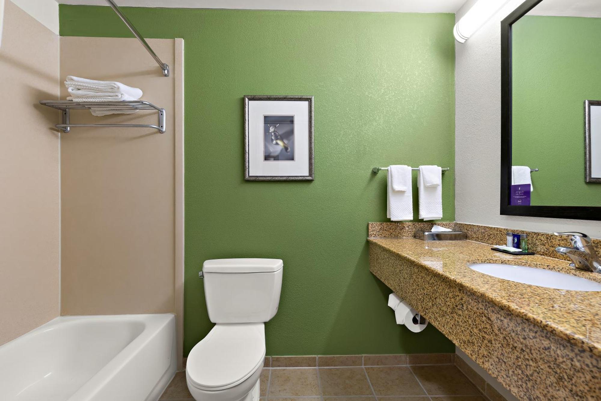 Sleep Inn & Suites Near Joint Base Andrews-Washington Area Morningside Εξωτερικό φωτογραφία