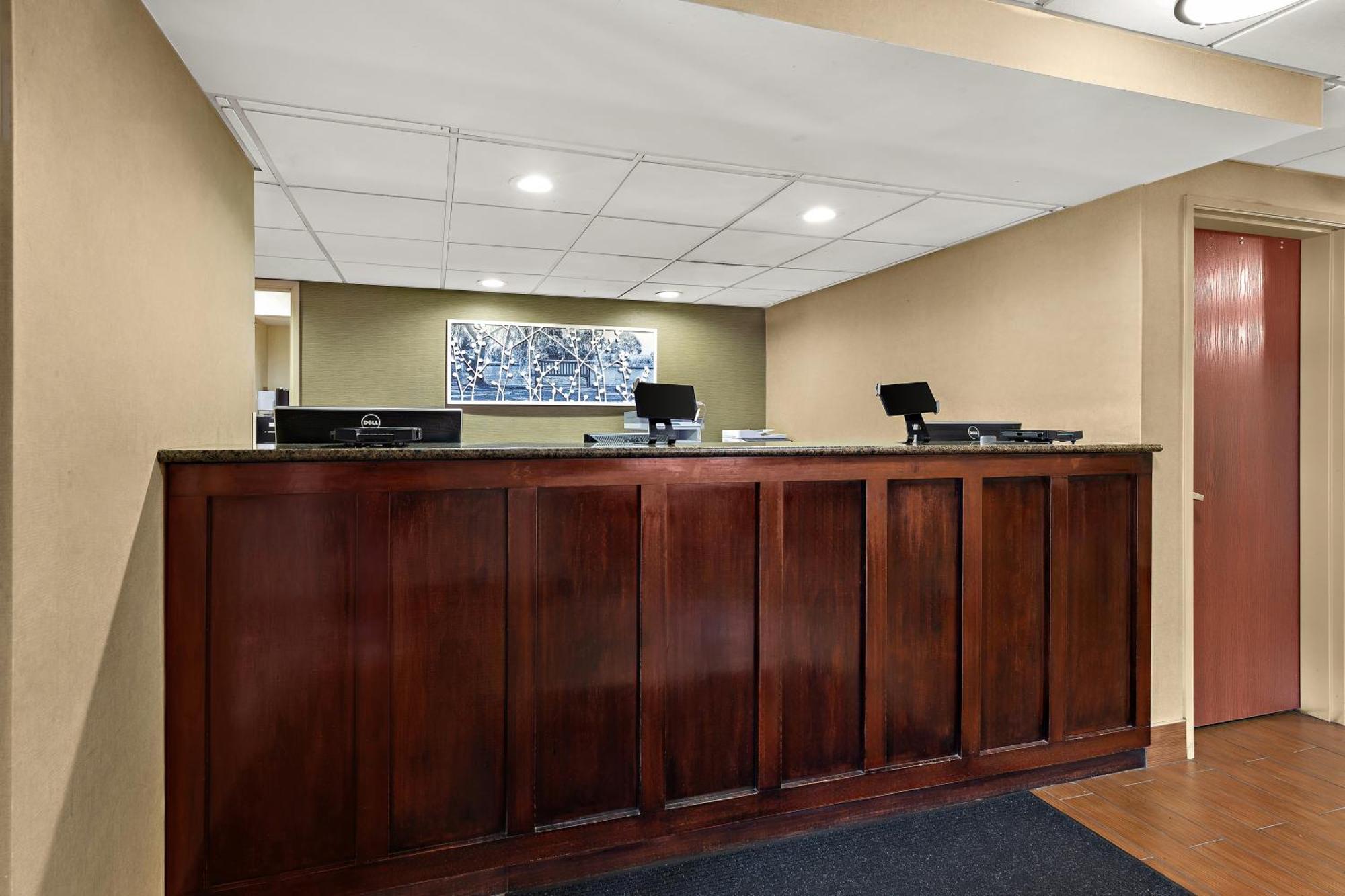 Sleep Inn & Suites Near Joint Base Andrews-Washington Area Morningside Εξωτερικό φωτογραφία