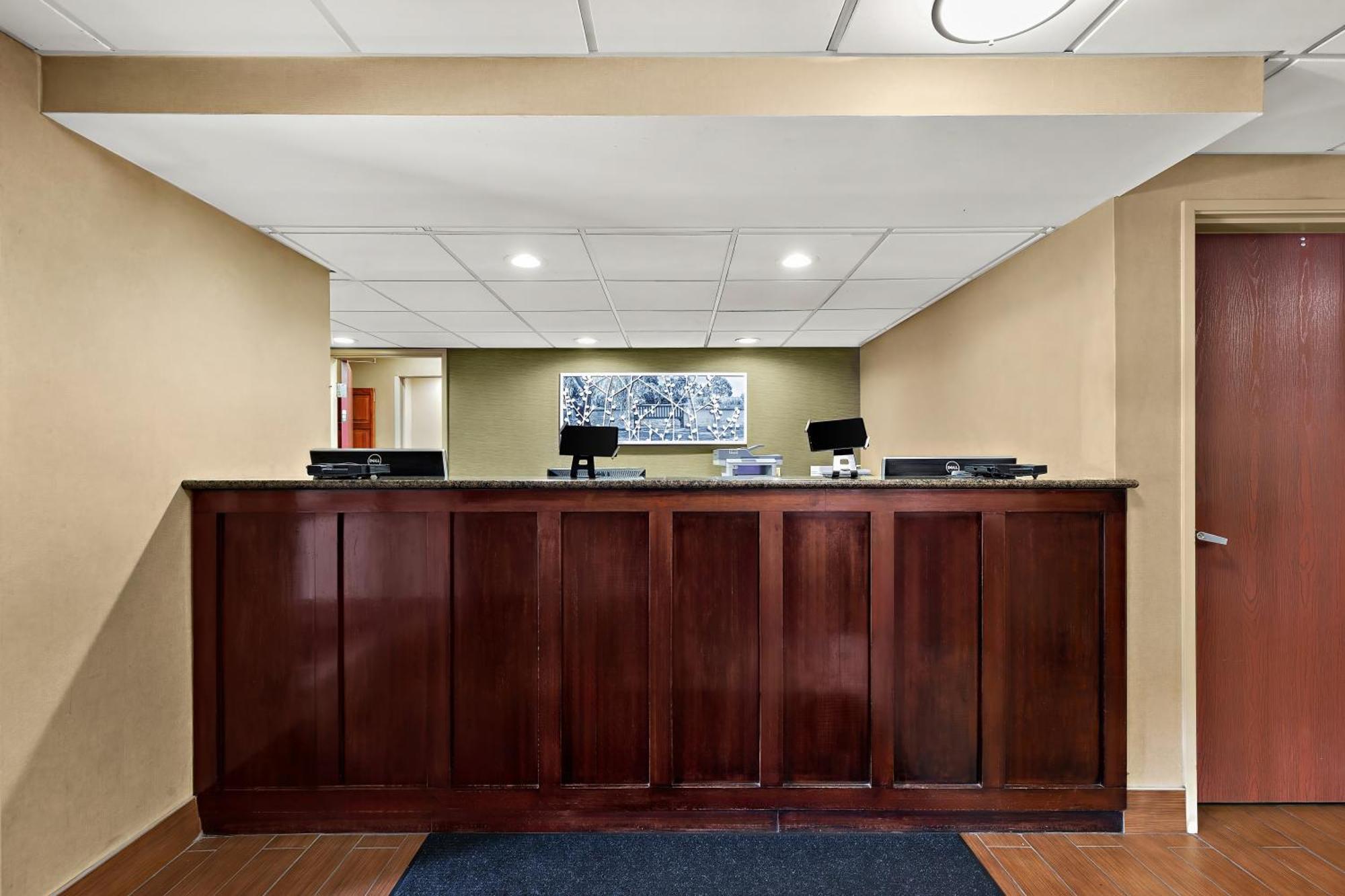 Sleep Inn & Suites Near Joint Base Andrews-Washington Area Morningside Εξωτερικό φωτογραφία